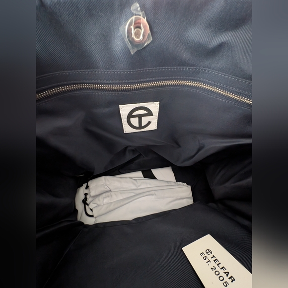 🔥RARE🔥  Telfar Shopping Tote Large in Navy - Picture 9 of 10